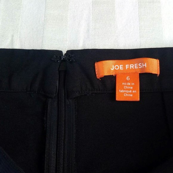 Joe Fresh Pencil Skirt with Pockets (size 6) - Picture 5 of 6